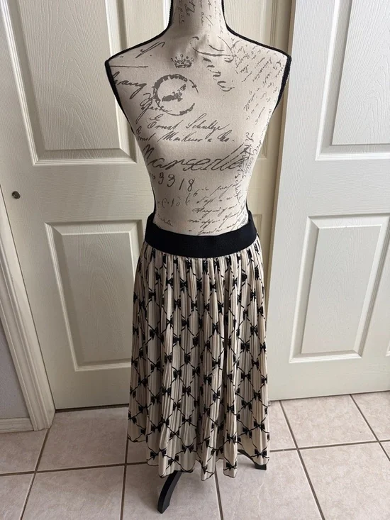 Black & Cream Pleated Midi Skirt XL - Picture 3 of 3